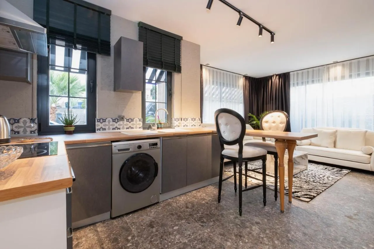 Wolf Suites Antalya Apartment