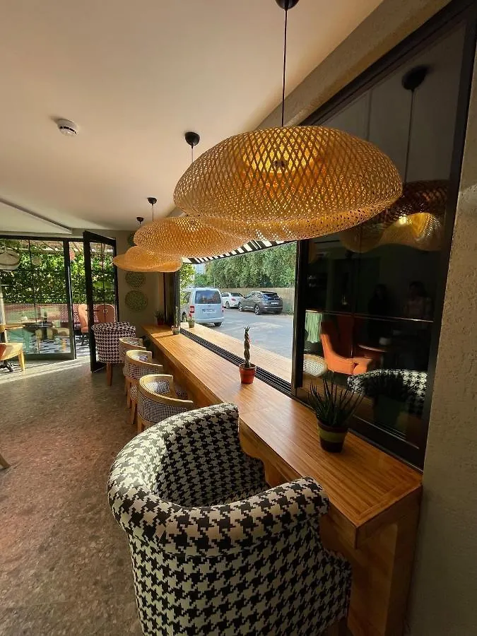 Wolf Suites Antalya 0*,
